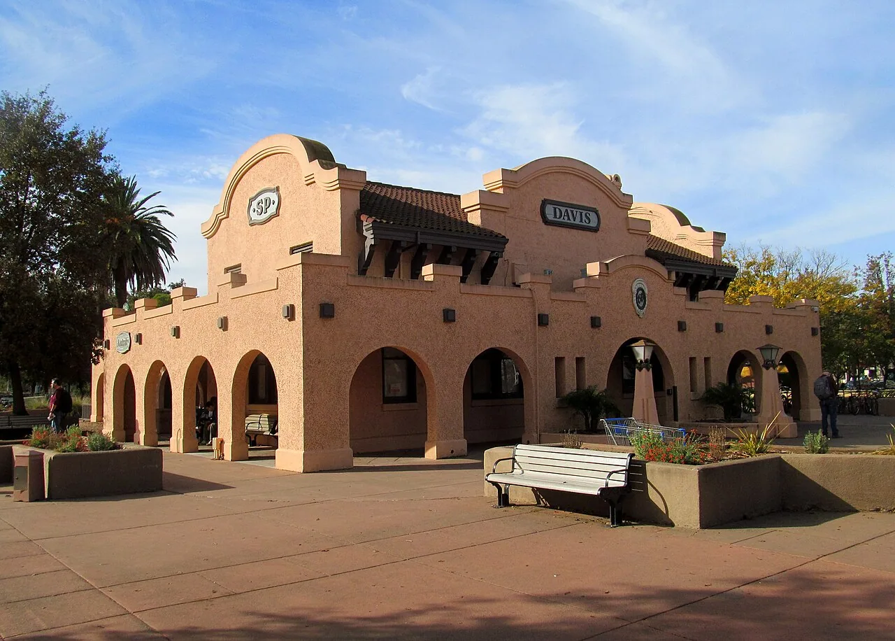 Commercial Roofing in the Suisun Depot Infill Area, Suisun City, CA